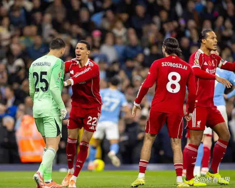 包含今夜中超焦点战，利物浦扳平良机，球迷炸锅，临场指挥获称赞的词条