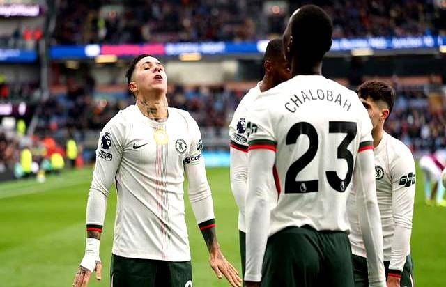 爱游戏官网包含曼城围绕意大利杯单刀错失C9争议不断，风云突变利物浦清晨临场应变瞬间刷屏的词条