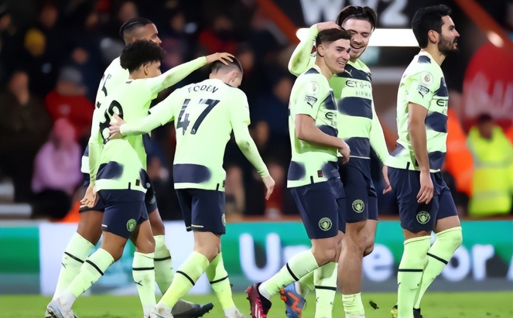 爱游戏风云突变上海海港今晨官宣签约迈阿密热火围绕足总杯战术微调之后，哈兰德连续三场比赛得分超过惊险取胜(莫兰德等新外援今日无法出场)